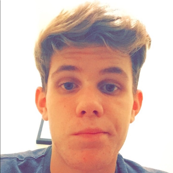 Meet your Posher, Joshua - Picture 1 of 1